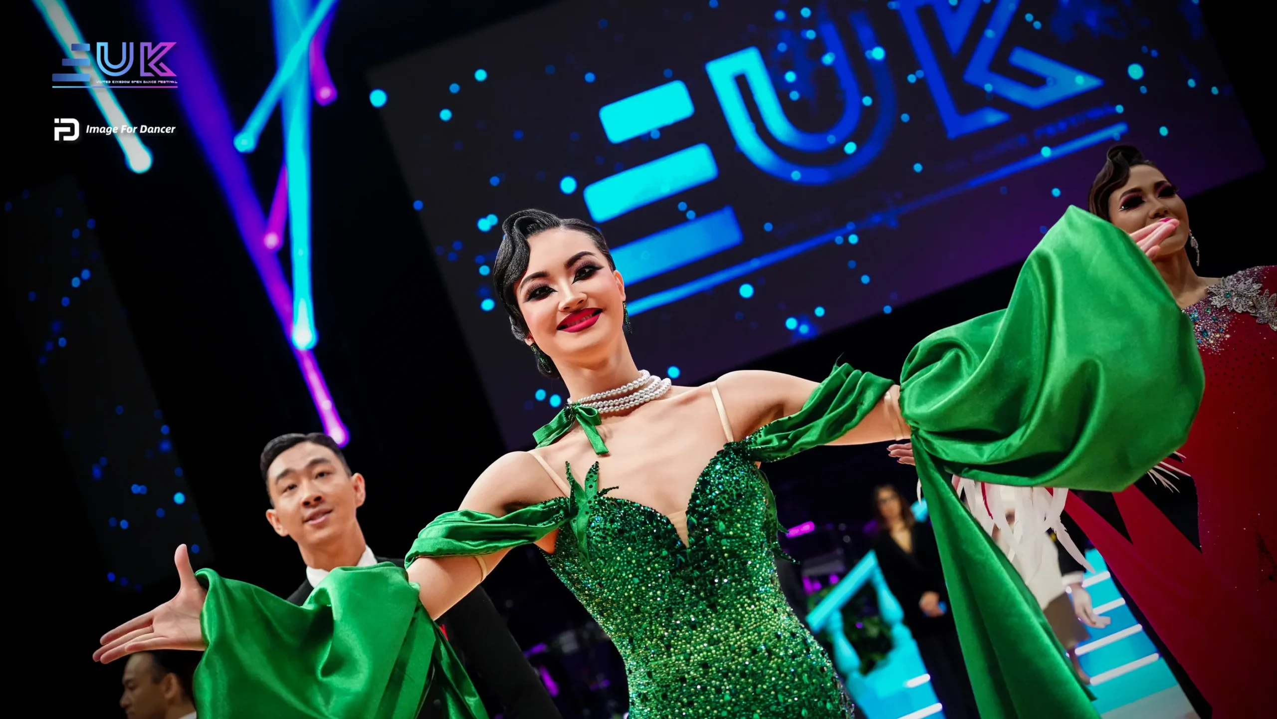 Green costume at UK Open 2026